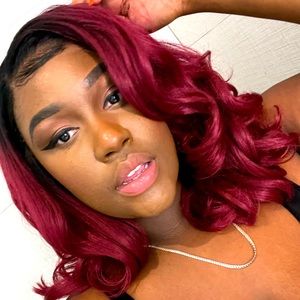 Meet your Posher, Briana